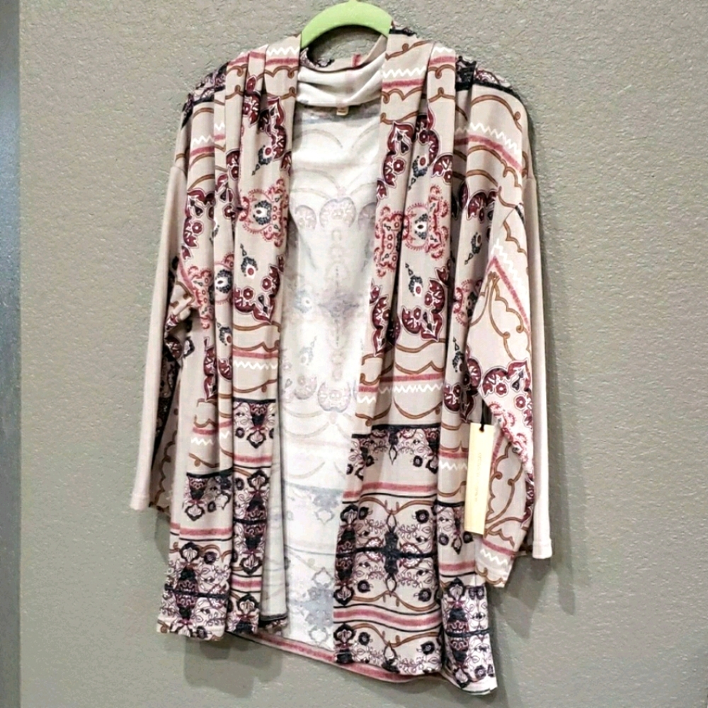 Women's cardigan boho aztec print size medium New